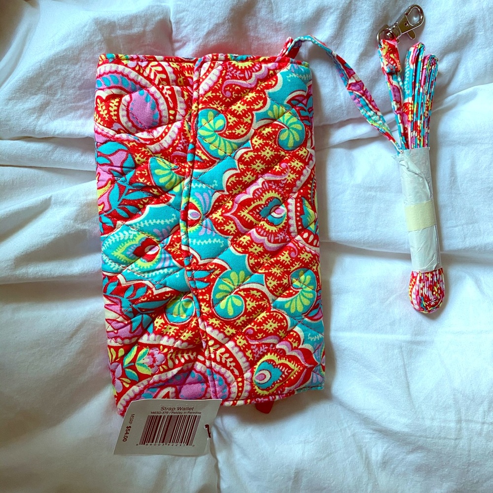 Vera Bradley crossbody wallet